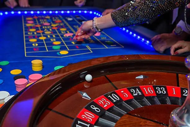 Online Slots ဂိမ်းများ Reels နှင့် Symbols